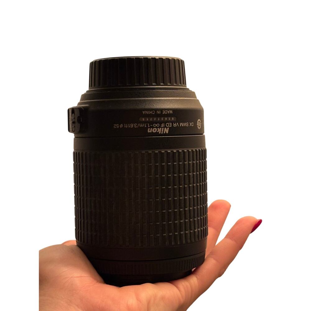 Nikon AF-S DX NIKKOR 55-200mm f/4-5.6G ED VR Telephoto Zoom Lens F Mount